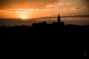 Coucher de soleil chez Didier, qui arrive sans prévenir. Content d'avoir un bon outil sous la main !